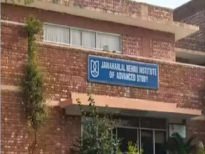 Former JNU officer arrested for duping JNU and IIT professors of over Rs 11 crore