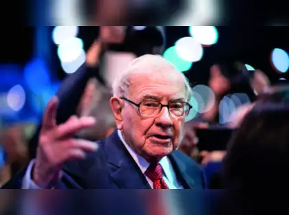 Warren Buffett donates record $6 billion Berkshire shares