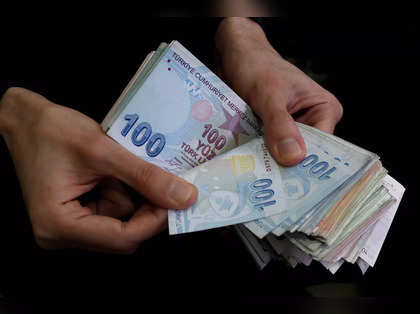 Turkey's lira weakens to fresh record low against dollar