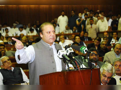 Nawaz Sharif sworn in as Pakistan Prime Minister for unprecedented third term