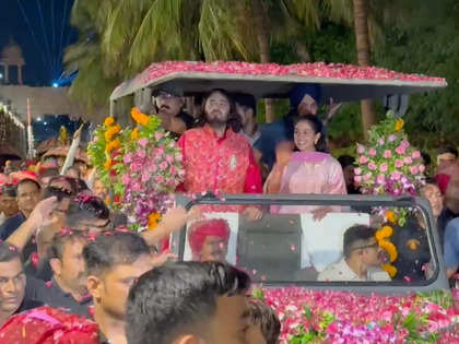 Jamnagar celebrates Anant and Radhika's arrival with traditional fanfare -  The Economic Times