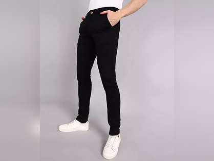 QARSH Knee cut black jeans pants for men with stylish side chain