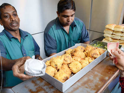 Goli Vada Pav ties-up with Foodpanda and Swiggy