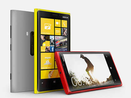 Nokia Lumia 920: Is it worth a buy over Samsung Galaxy SIII?