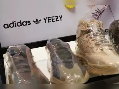 adidas gazelle silver green womens adidas Yeezy Boost 700 Sun  RIF LA