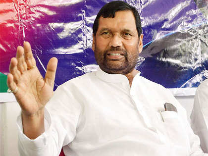 Ramvilas Paswan demands judicial probe into Dalit man's death in Bihar