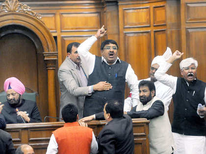 Congress slams AAP, BJP war of words over Jan Lokpal Bill