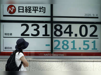 Tokyo equities edge higher ahead of key data