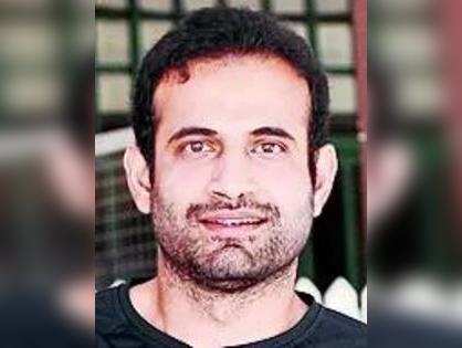 Irfan Pathan entangled in a witty banter with Pakistan fans: A tale of cricketing banter and grace