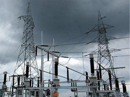 Outstanding dues of state power discoms rise 16 per cent to Rs 22,000 crore