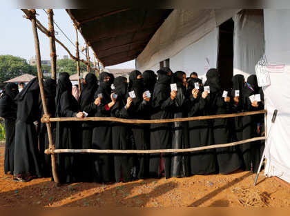 Lok Sabha polls 2014: Congress turns to grassroot organisations & religious leaders to woo Muslims