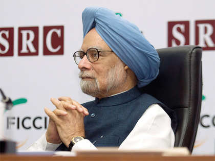 Congress rubbishes Pradip Baijal's charge against Manmohan Singh