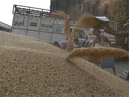 Export of soybean meal dips to 1127 tons in February
