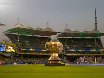 IPL opening day viewership on strong wicket, hits record