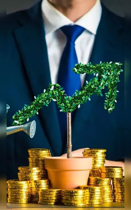 Image for Turnaround Titans: 8 smallcaps swing