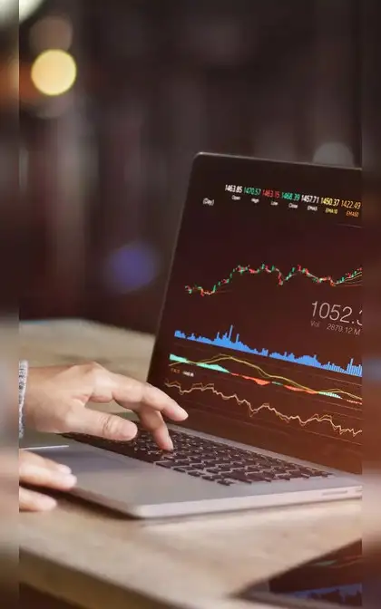 Image for These 6 stocks hit 52-week