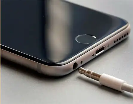 With the #iPhone7 launch, what happens to the iPhone 6 now?