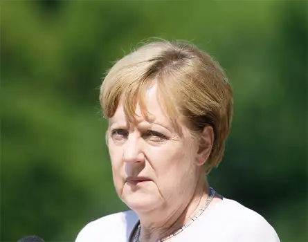 Angela Merkel cautions against hectic reactions to Brexit vote