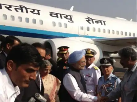 Prime Minister is greeted on his arrival at Mumbai