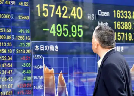 Black Friday: Global markets plummet; Nikkei drops 100 points, Hang Seng 800 points
