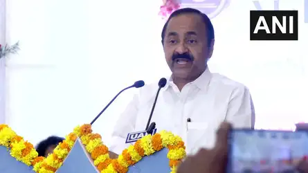 Kerala CM calls for peace amid rising global conflicts