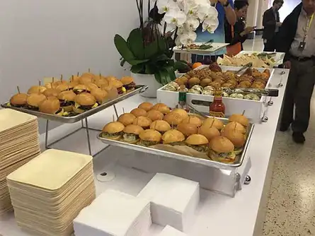 The tech-lovers have to wait for a while for the #AppleEvent to start but the food-lovers have something to feast on!#iPhone7launch