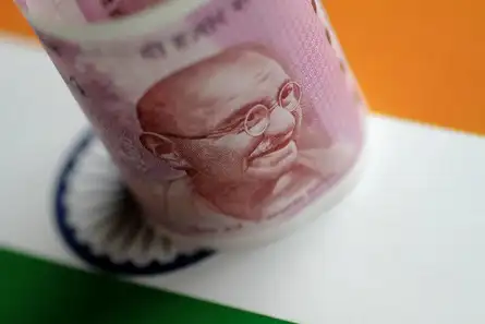 FOREX NEWS | Rupee ends at 85.6350 per U.S. dollar, nearly unchanged from 85.6725 previous close