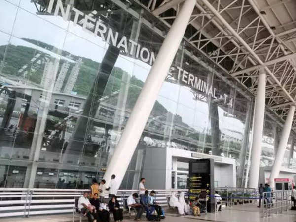 German Company Flughafen Munchen Gmbh May Operate 3 Adani Airports In India The Economic Times Video Et Tv