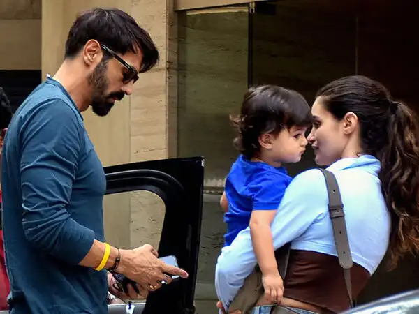 Arjun Rampal Mother