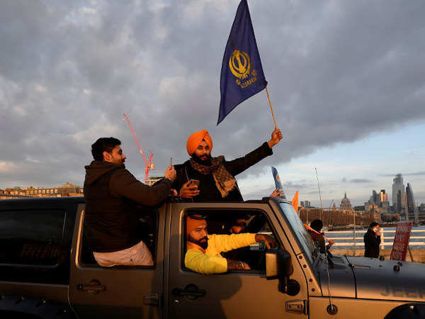 Watch: 'Khalistani' flags seen at London protest held in solidarity with  Indian farmers - The Economic Times Video | ET Now
