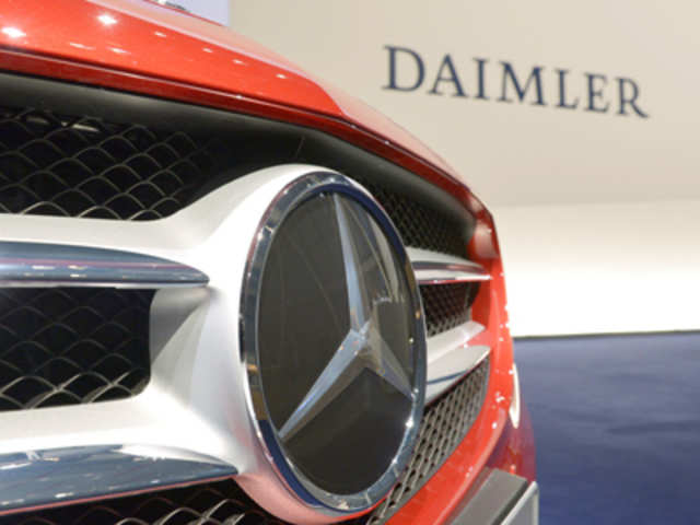 Daimler India expects MHCV segment to clock 2.20 lakh units this year - The  Economic Times