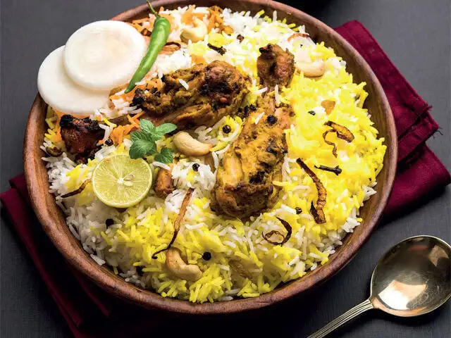 Indians Who Order Food Online Just Can T Get Enough Of This Dish The Economic Times Available in chicken and mutton variants, it makes for a biryani blues is a franchise that's taking over the city with almost 21 outlets across delhi ncr. indians who order food online just can