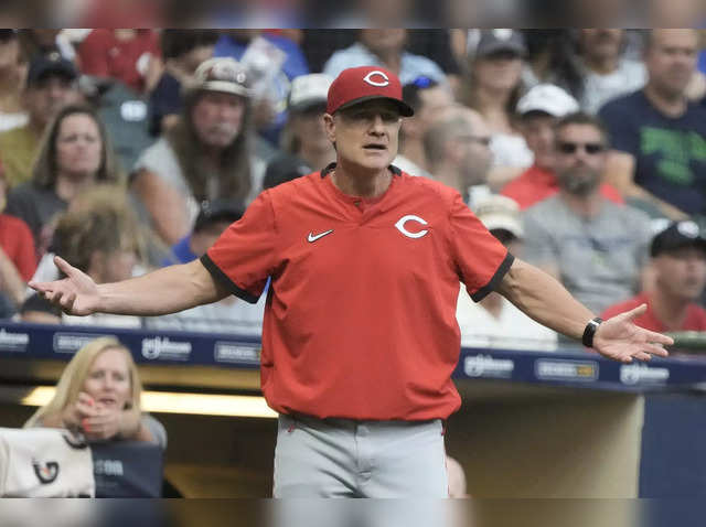 MLB Reacts - Selling stock in these Cincinnati Reds? - Red Reporter