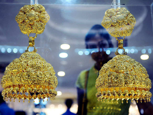 Artificial Diamonds Party Wear Ladies Earrings Semi Silver Zumkhi Stone  Diamond at Rs 58/pair in Rajkot