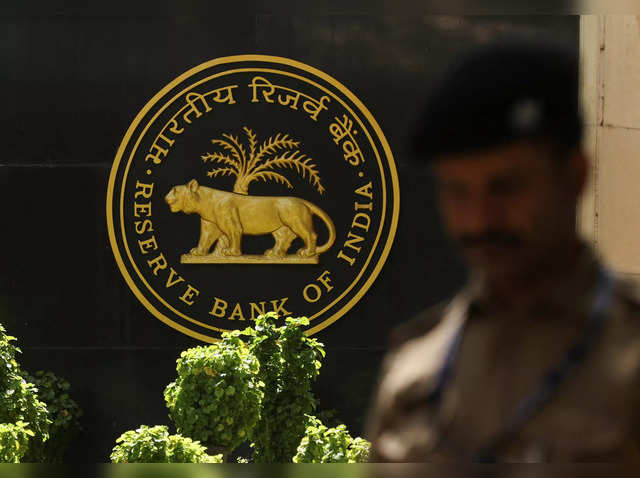 Maha, Delhi top in bank defaulters' list