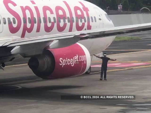 Spicejet Takes Lease Delivery Of Its First Freighter Jet