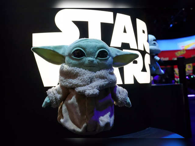 lego star wars: Baby Yoda is back! 'Star Wars' announces return