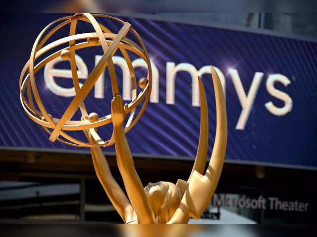 The 'White Lotus' Emmy Nominations Are All Over the Place