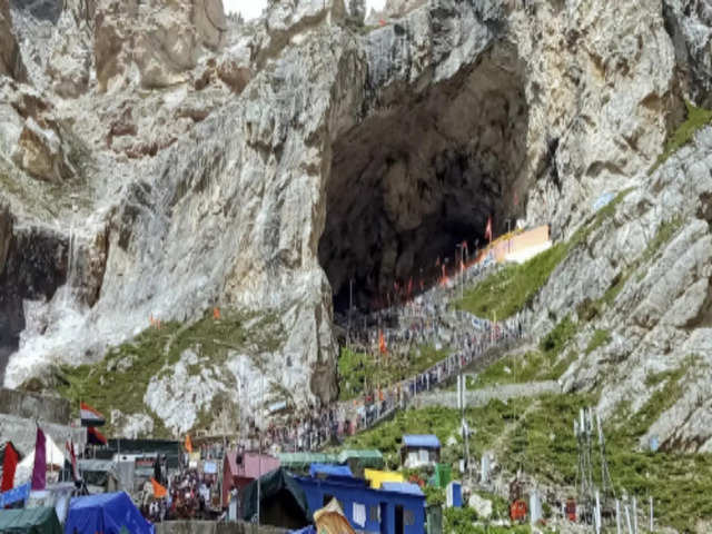 Two routes to the cave shrine
