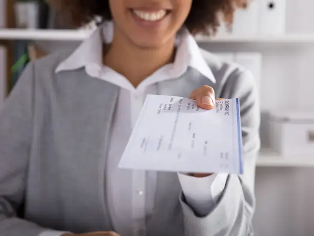Google Role Reversal Last Year Google Paid Women Staff Higher