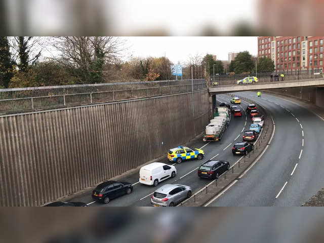 kingsway tunnel Kingsway Tunnel gets closed for second time. This