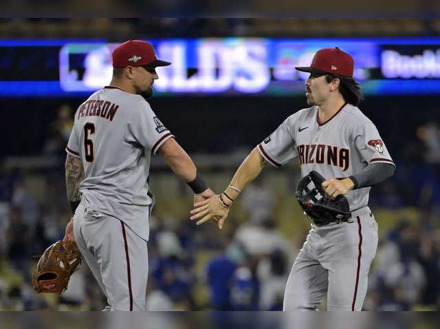 SF Giants stay hot with series win over first-place D-backs 