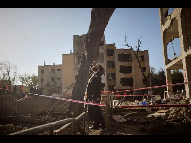 US–Iran tensions spike with threats of wider war after nuclear-site strikes  - The Economic Times