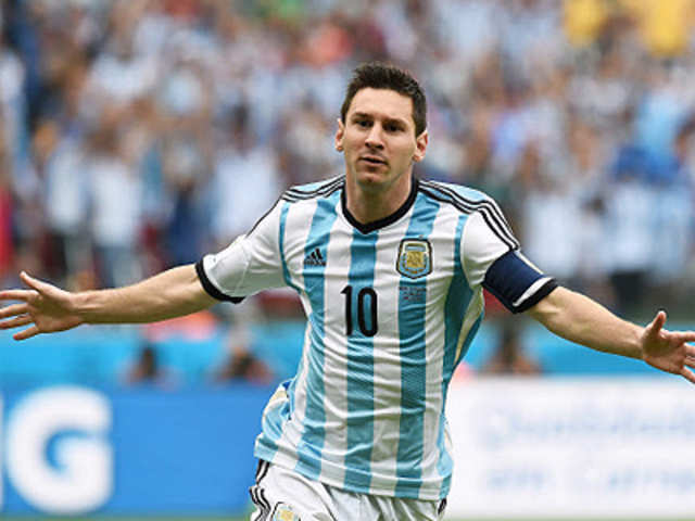 Messi in Argentina kit. Love to see - The Football Arena