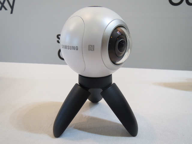 Samsung Gear 360 is the company's first 360 degree camera - The