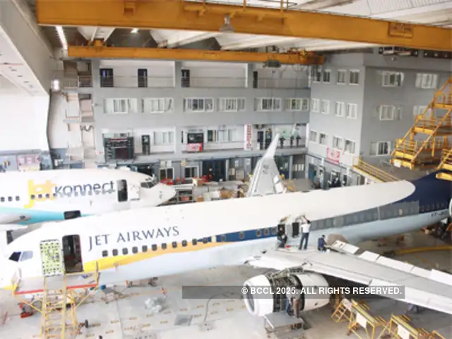 Jet Airways To Fly Daily On Mumbai Paris Sector From May 14 The Economic Times Flight jet airways 9w124 (mumbai — paris) running from the airport chhatrapati shivaji international airport (bom), to the airport charles de gaulle international airport (cdg).