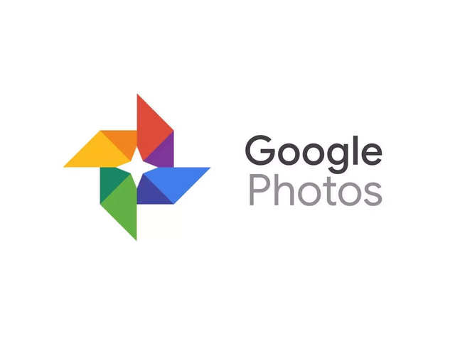 Does Google Photos save every photo?