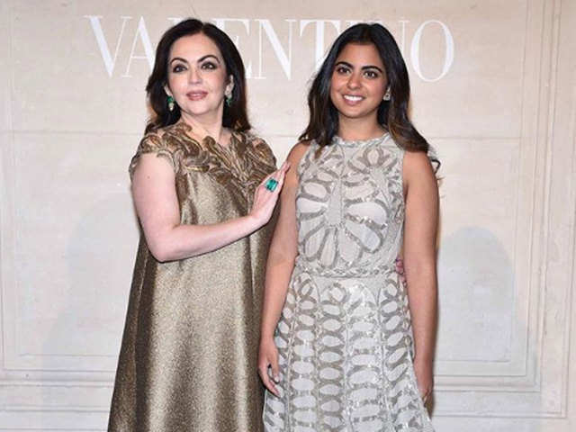Anand Piramal, Shloka Mehta, and Radhika Merchant– Here's the net worth and  qualifications of spouses of the Ambani kids - Lifestyle News | The  Financial Express