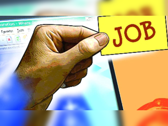 India's outsourcing giants cut hiring; disheartening for economy, students  - The Economic Times