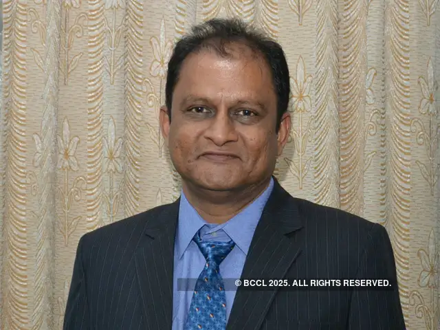 Warren Buffett Gujarati Doctor Turns Value Investor After Reading Buffett Lynch Makes A Killing The Economic Times